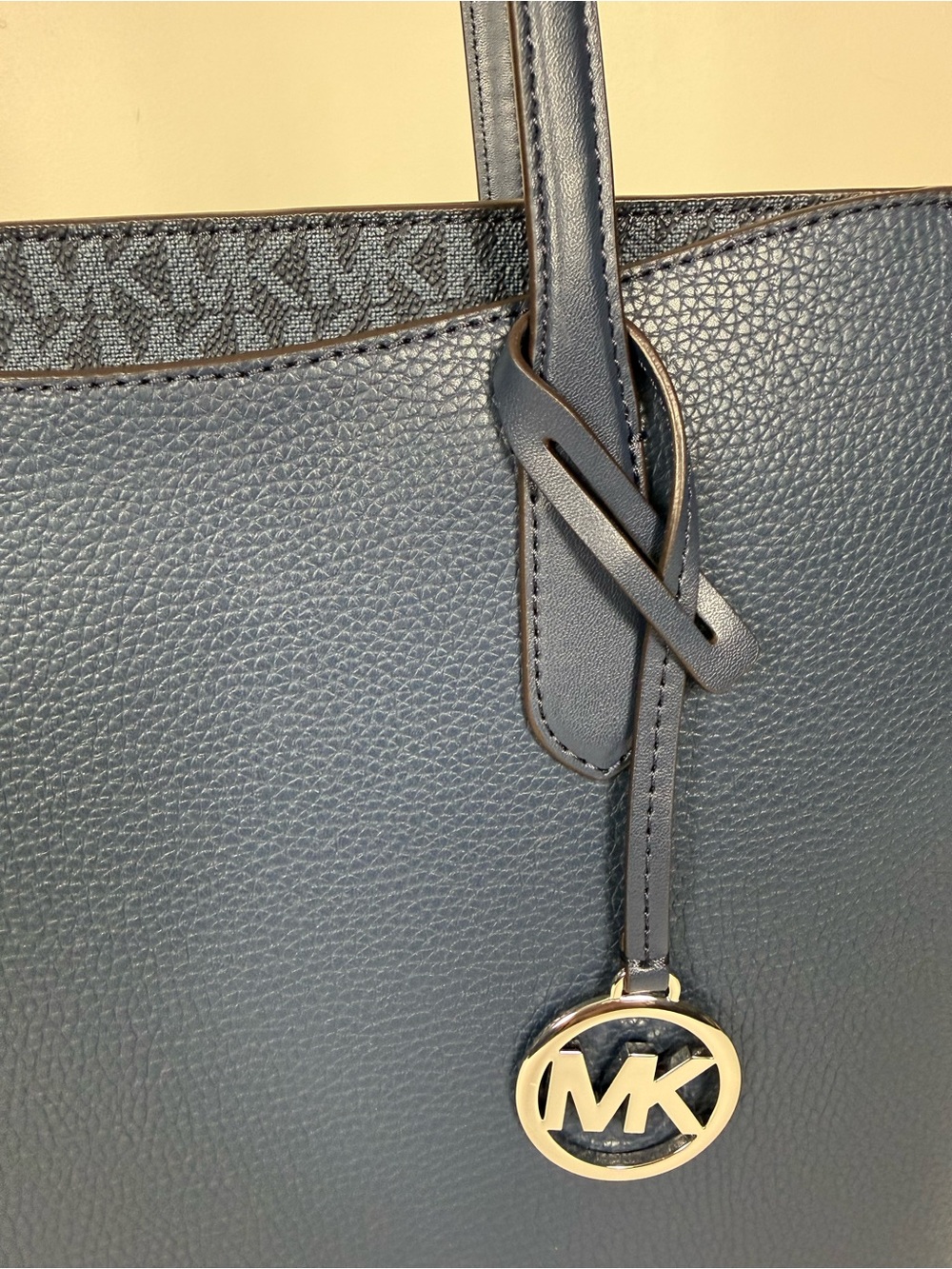 Michael Kors Arden Large Pebbled Leather Tote Bag Admiral Navy Blue - Picture 11 of 16